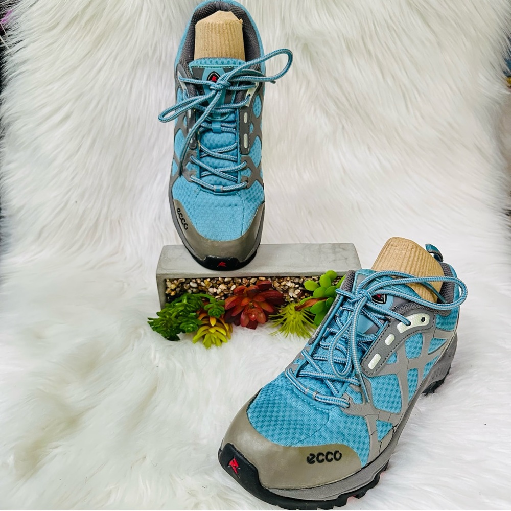 Ecco RXP Trail Series Womens Hiking Athletic Tennis Shoes Blue Gray, size 7-7.5